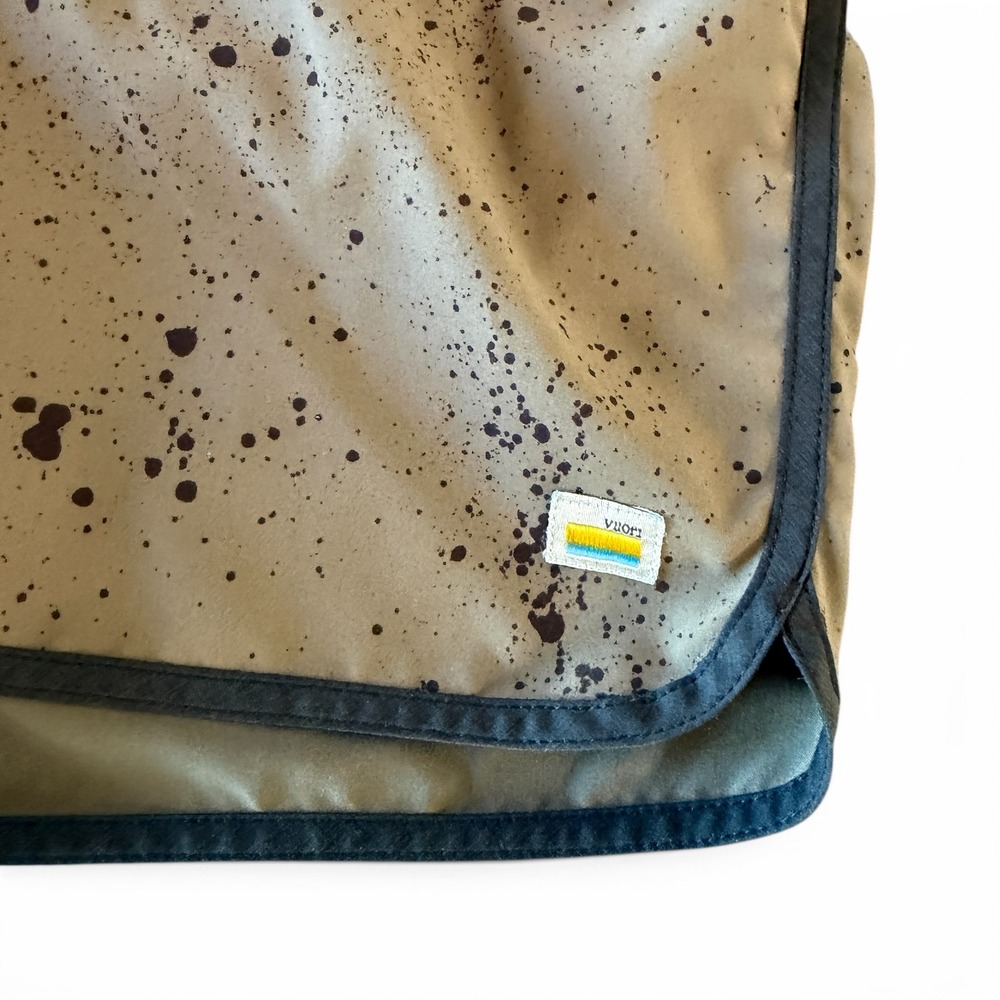 Vuori Banks Shorts sz S Mens Olive Green Paint Splatter Athletic Training *READ* - Picture 4 of 7